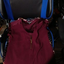 EXPRESS ANN TAYLOR BANNANA REPUBLIC TANKS SIZE XTRA SMALL