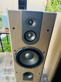 JBL Studio Series S310|IBE floorstanding speaker.