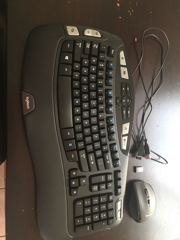 Logitech K350 Keyboard and Mouse; Wireless Bluetooth for Sale in El