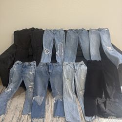  Clothing for sale! 👕👖👗  My daughter is raising money for a school trip to Europe .