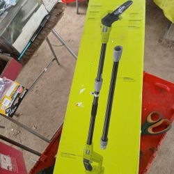 RYOBI
ONE+ 18V 8 in. Cordless Oil-Free Pole Saw (Tool Only)