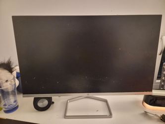 22" HP Computer Monitor with Stand