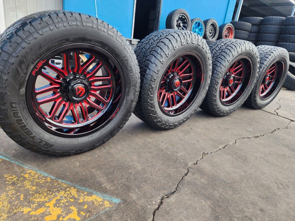 Rines  FUEL 20x10  para chevrolet silverado 2500  y para GMC 2500 Rines Nuevos yanta de uso ➡️ pernos 8x180 para trocas del 2013 a 2025