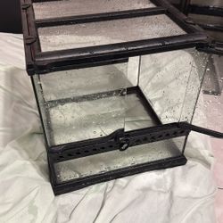 12x12x12 Exo Terra Terrarium 