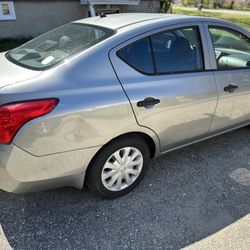 Nissan Versa Sedan 2014