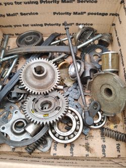 Yamaha warrior box full of parts