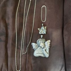 silver chain pendant