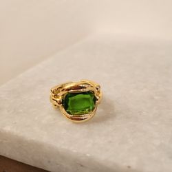 Brand New Gold Link Chain  With Green Stone  Ring. Size 6
