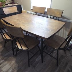 Ashley Furniture Table & 6 Chairs
