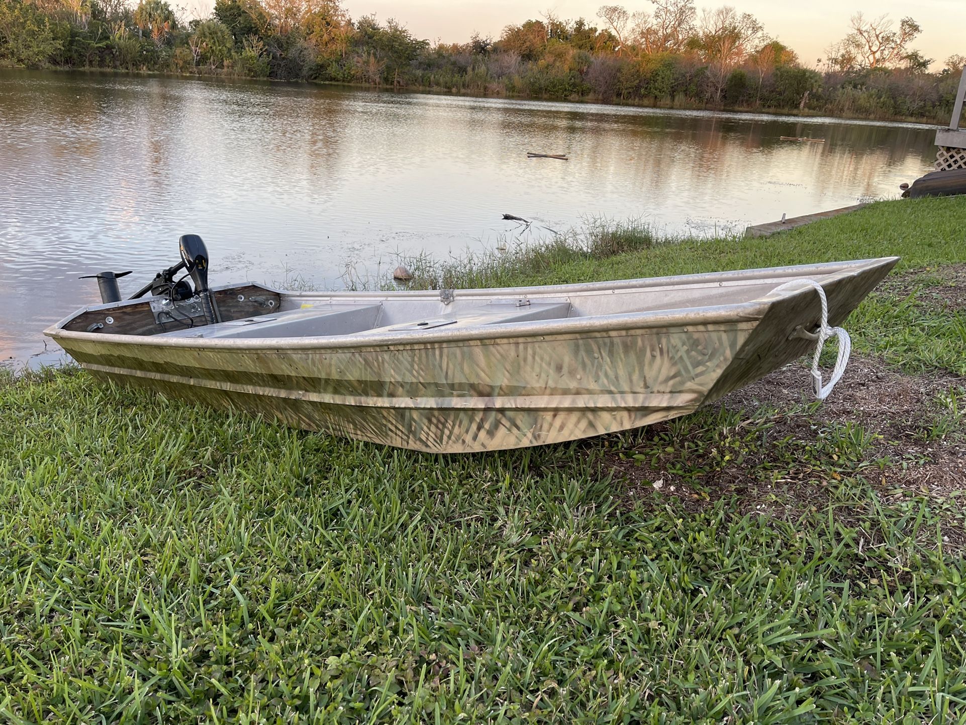 10ft Aluminum Jon Boat for Sale in Hollywood, FL OfferUp