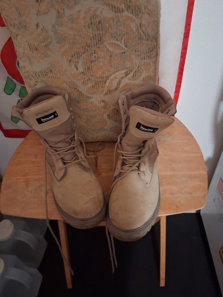 Size 11 Die hard work boots waterproof.