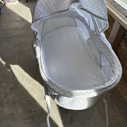 Portable Bassinet 