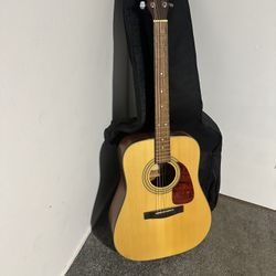 Fender DG-14S Solid Top Acoustic Guitar - Barely Used