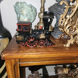 2 Glass Trein  Vintage From Avon