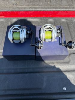 2 brand new kastking bait caster