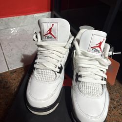 Jordan 4 Cement
