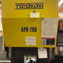 CNC MACHINE PRESS BRAKE - Toyokoki APB - 286