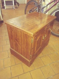 Small wooden cabinet