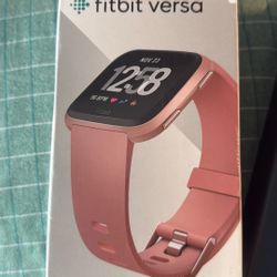 Fitbit Versa Smart Watch, Peach/Rose Gold Aluminium, One Size (S & L Bands Included)