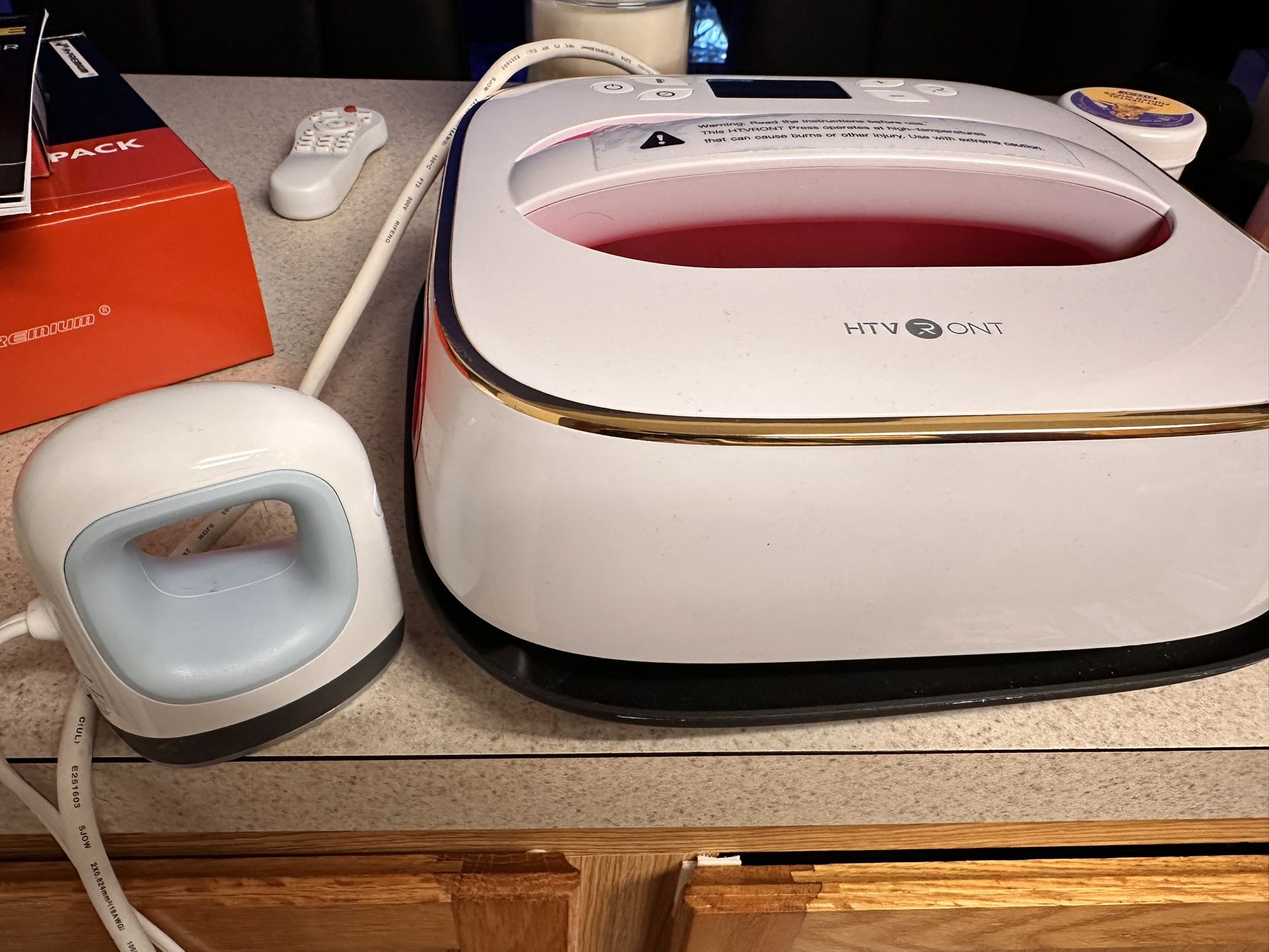 Cricut Mini Heat Press And HTV ONT Heat Press Bundle