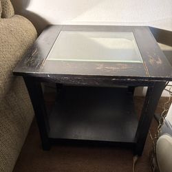 2 Wood End Tables