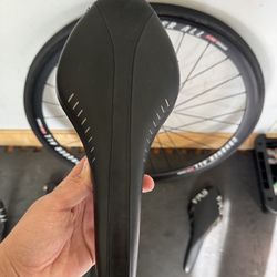 Fizik Saddle