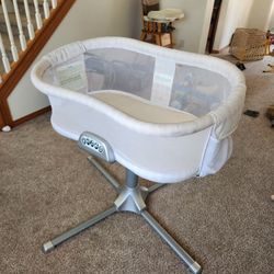 Free Bassinet