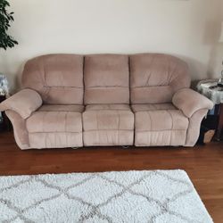 Pallister Sofa and Love Seat 