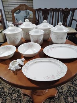 Pfaltzgraff Tea Rose Collection