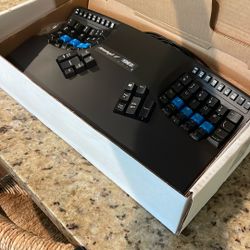 Brand New Kenesis Keyboard