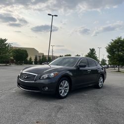 2011 Infiniti M37