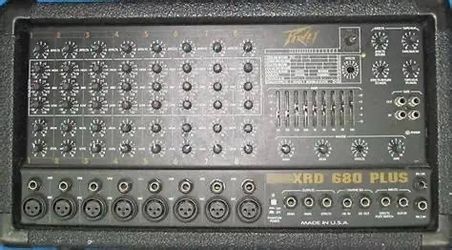 Peavey XRD 680 Plus Powered Mixer