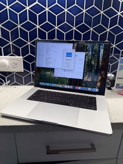 Apple MacBook Pro 16” M4 Max 64GB Ram 1TB 16-Core CPU 40-Core GPU Finance Available! 