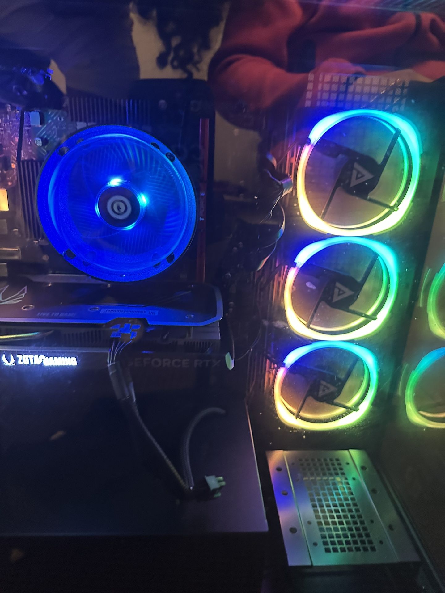 Whole Pc Set Up Comes With 2 Monitors