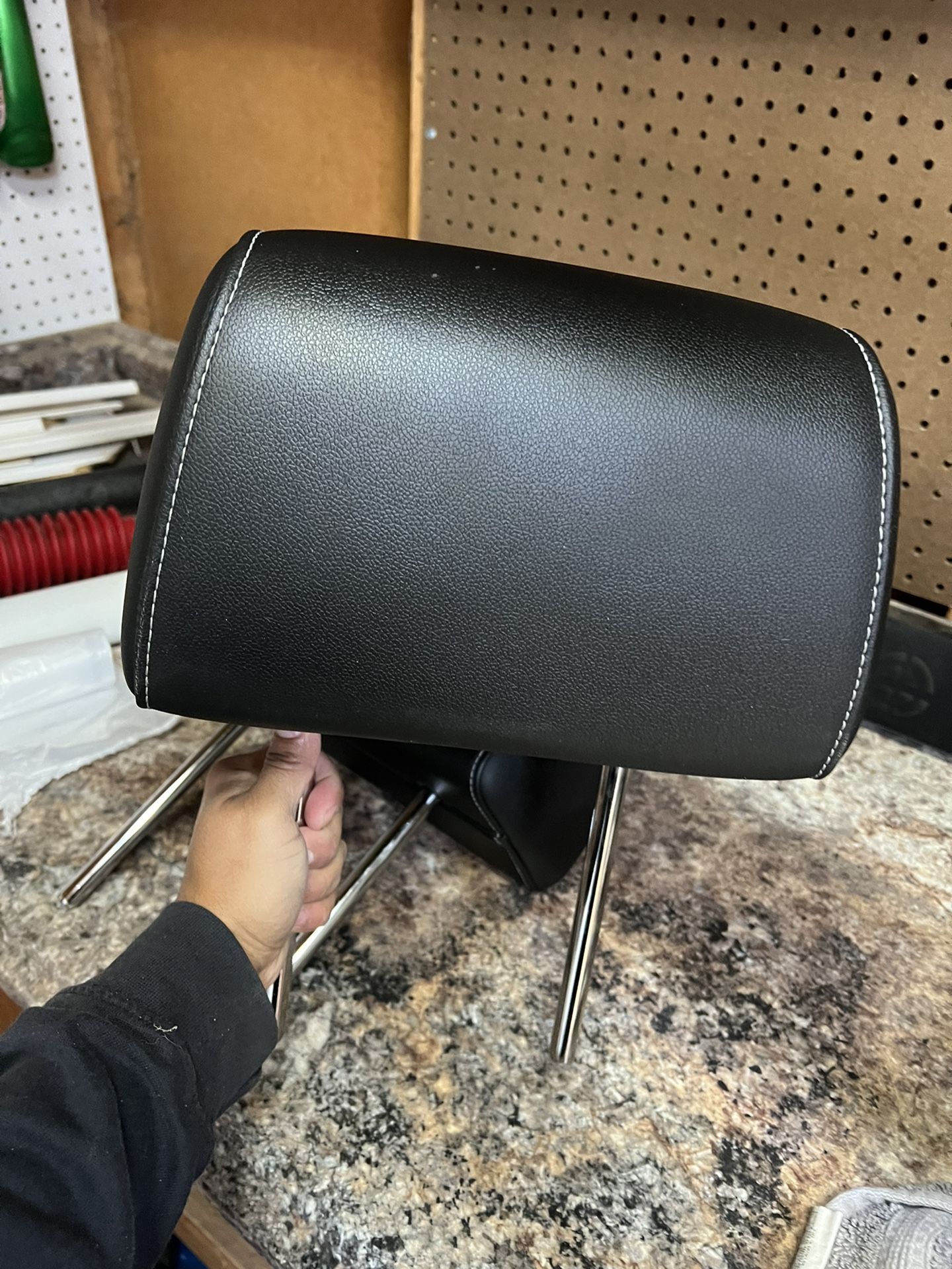 2015-2018 Chevy Headrest