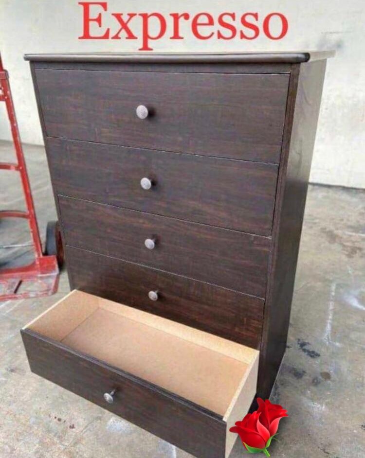 5 Drawer Dresser 