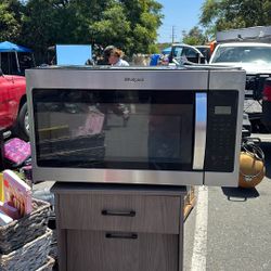 Whirl Pool Microwave 