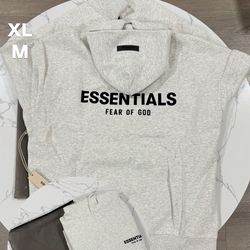 Essentials Hoodie - Light grey