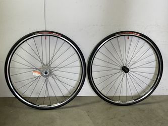 New bicycle Wheels Alexrims R450 With 9 Speed Cassette And Vittoria Tires