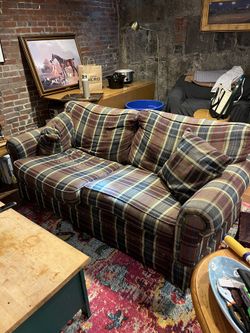 Free Sleeper Couch