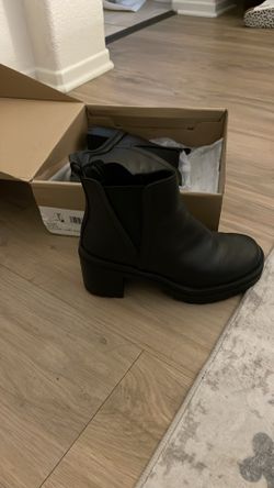 Heel Bootie