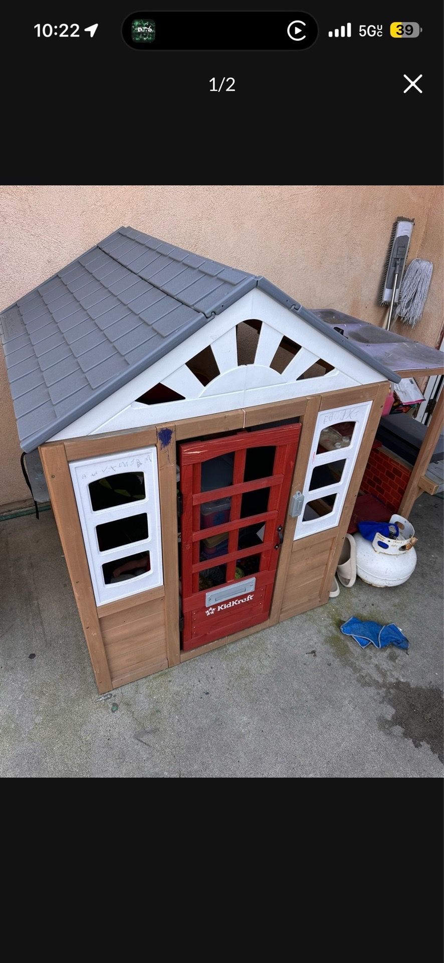 Free kids house