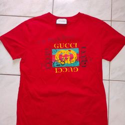 SHIPPING ONLY, USED SHIRT 👕 SIZE M 