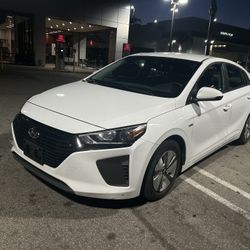 2019 Hyundai Ioniq Hybrid