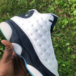 Obsidian 13s Size 11 (PICK UP ONLY)