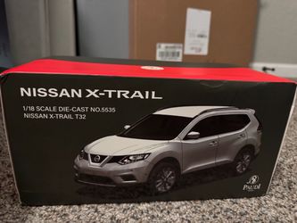 1/18 X-TRAIL 2018 SUV White Diecast Model Car Toy Collection