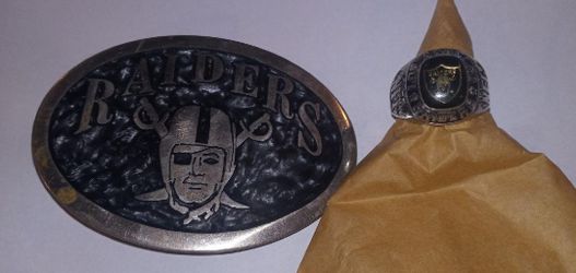 Los Angeles Raiders NFL Ring/ Raiders Belt Buckle