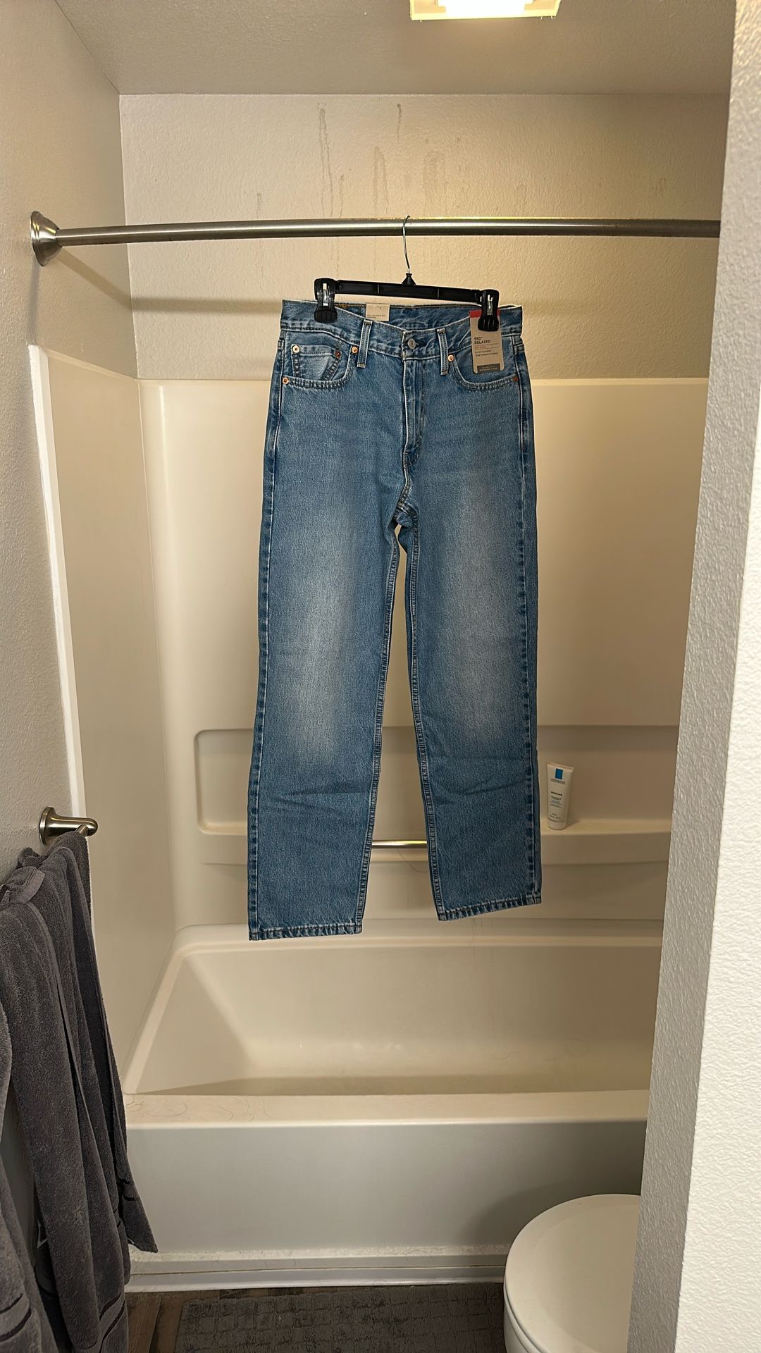 Levi’s Blue 550 Relaxed Jeans