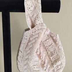 Beige Lace Wristlet