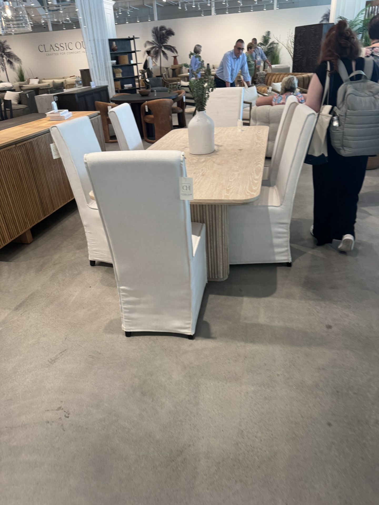Dining Table Chaise Hooker Bernhardt